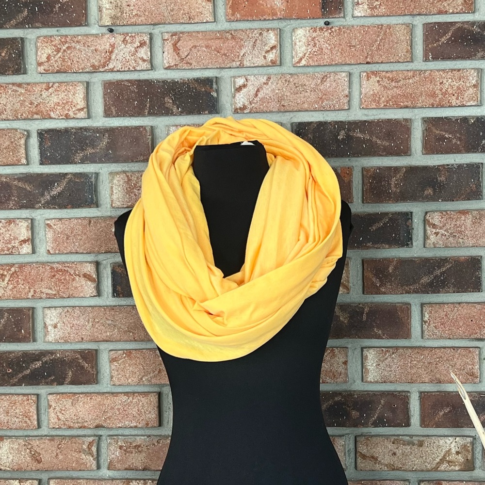 Arizona Jean Infinity Scarf